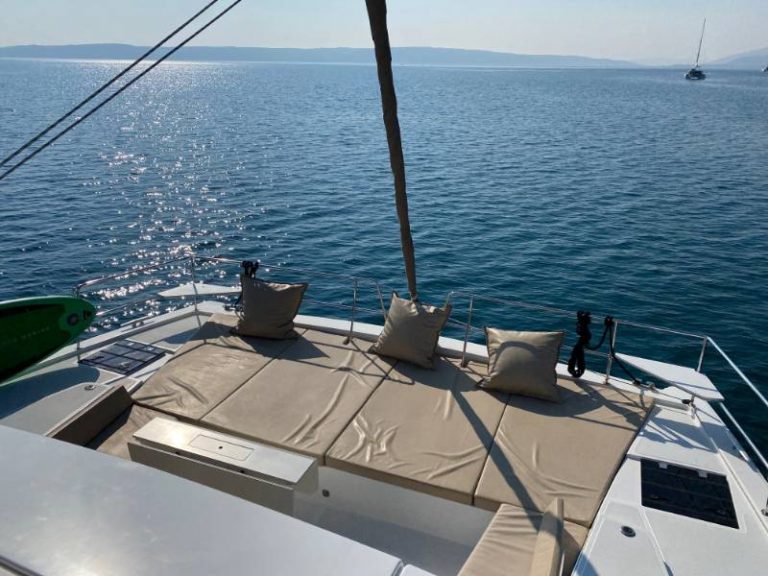 Bali 4.8 Baša catamaran 2020 sun matressess adriatic charter miles