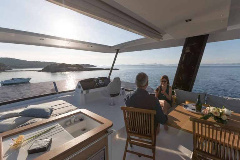 Fountaine Pajot my 44 umbrella victoria fly bridge table