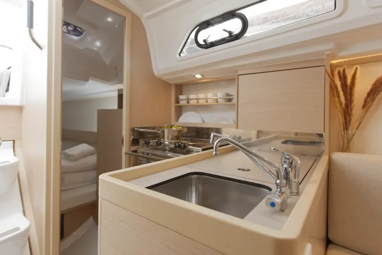 Bali 4.5 catamaran maya adriatic charter miles kitchen sink