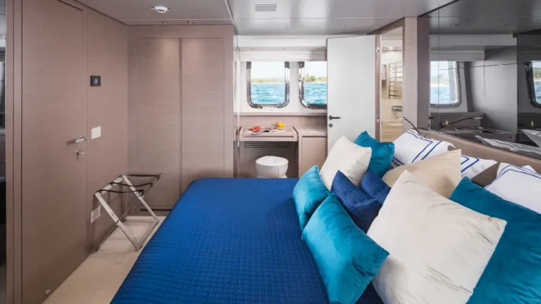 San lorenzo 78 secundus luxury yacht cabin view