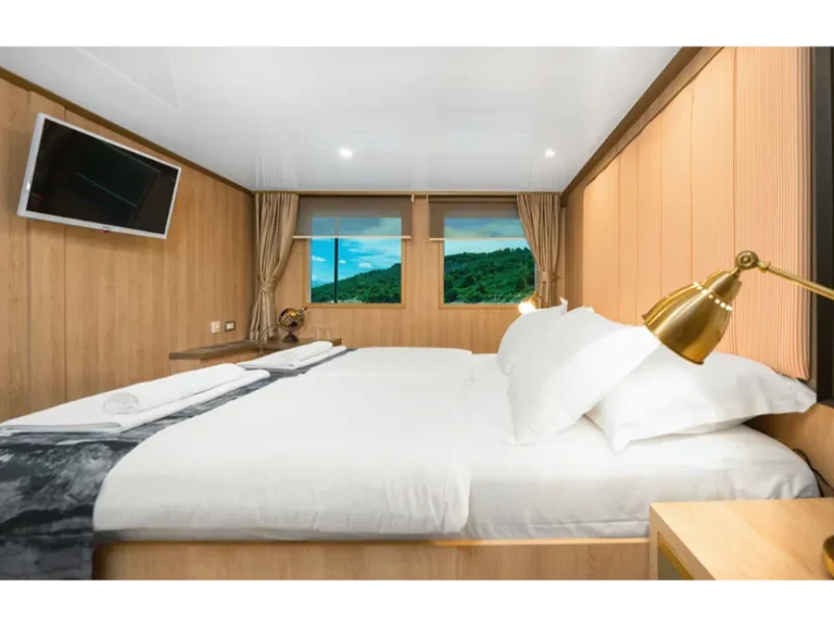 Agape Rose luxury yacht double bed cabin view