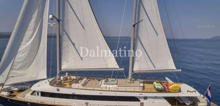 luxury sailing yacht Dalmatino luxury cruising adriatic