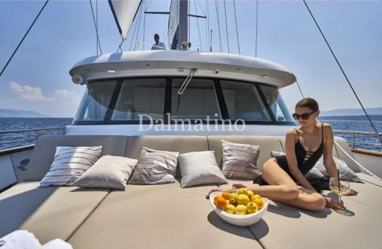 luxury sailing yacht Dalmatino sun mattresses