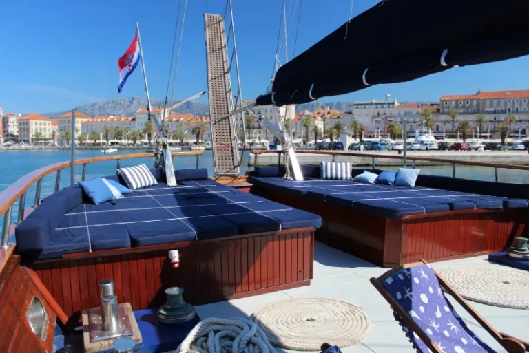 gulet barba teak deck with sun cushions