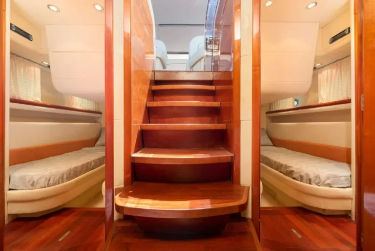 Adriatic charter miles Dalla Pieta 48 Lady Tania salon