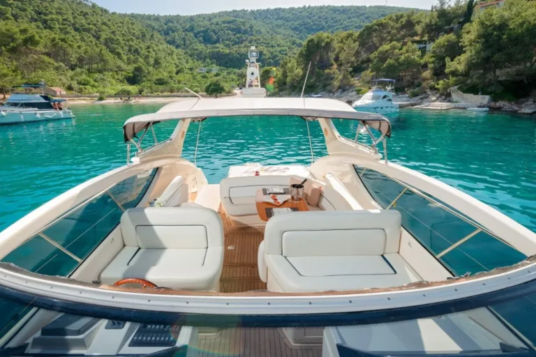 Adriatic charter miles Dalla Pieta 48 Lady Tania bimini top