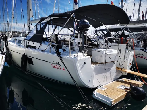 Hanse 508 evelyn sailing yacht main sail