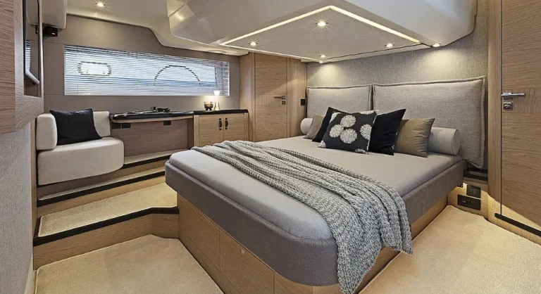 Monte Carlo Nora double master cabin