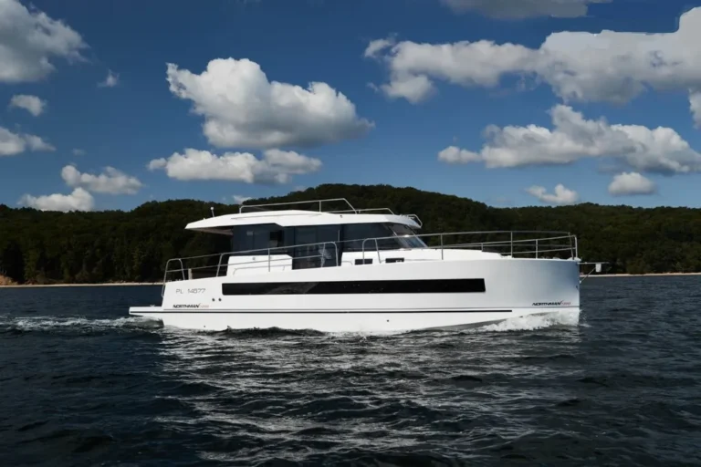 Northman 1200 Maya Bay 3 motor yacht by side