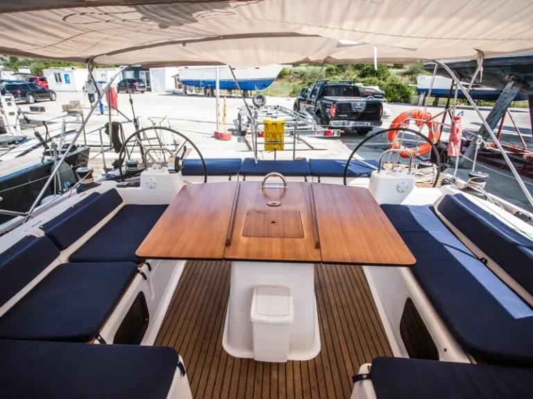 Dufour 560 leto sailing yacht cockpit table