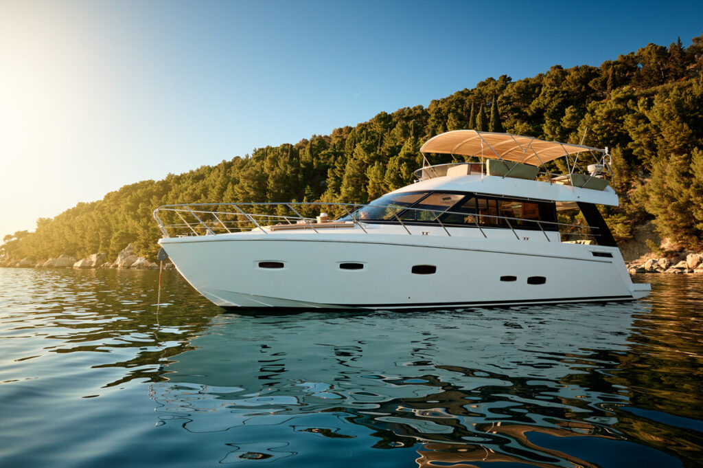 motor yacht sealine f46 podstrana vittoria adriatic charter miles