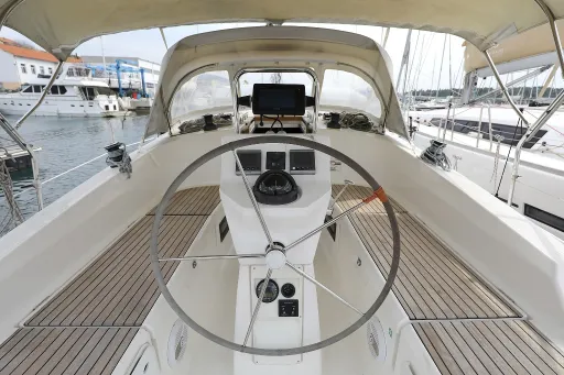 sailing yacht bavaria 36 cruiser mira adriatic charter miles steering wheel