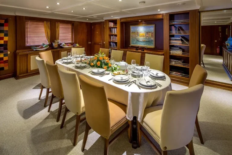 luxury yacht Donna del mare adriatic charter miles salon dining table