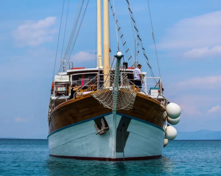 mini cruiser novi dan adriatic charter miles cruising adriatic